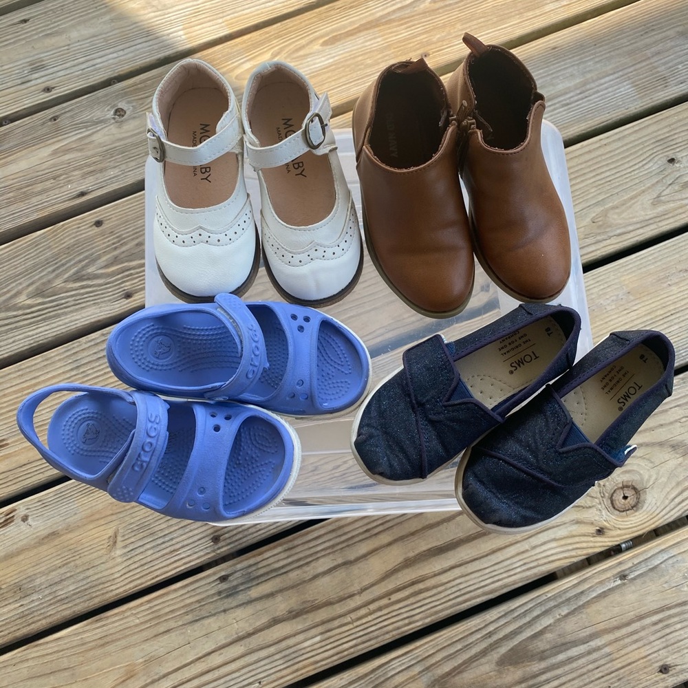 LOT of 4 toddler girl size 8